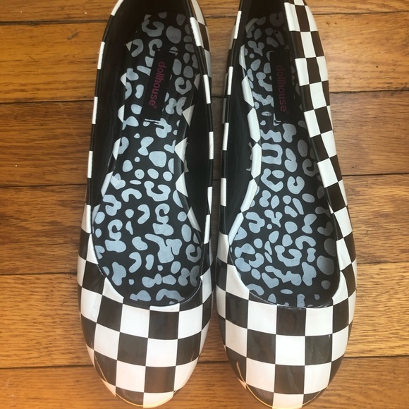 black and white checkered flats